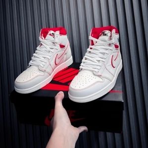 Air Jordan 1 retro Women's high top basketball shoes